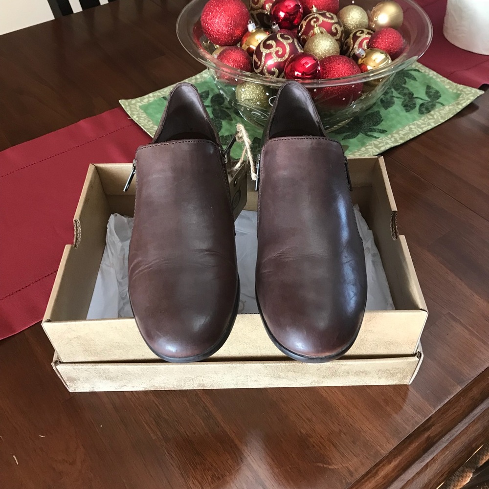 Born Galenka Dark Brown Shoes